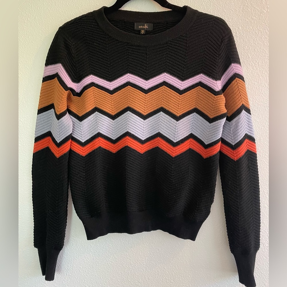 On Twelfth Sweater Size Small